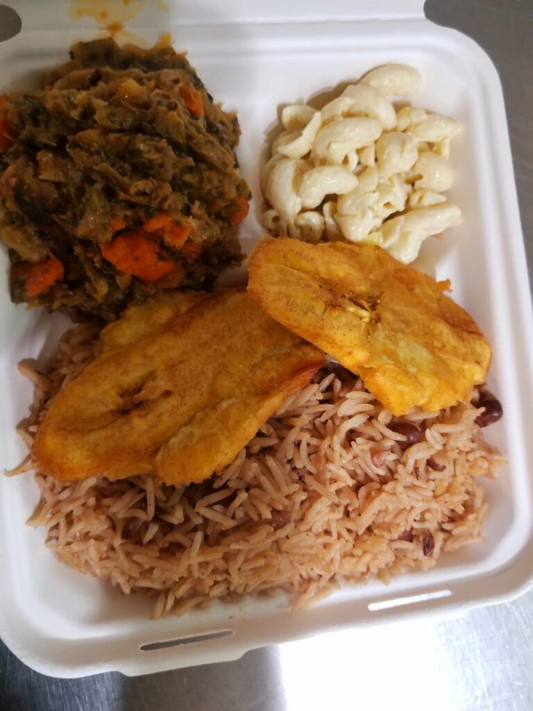 Rstaurant haitien - La griottine- grillot - riz colle (4)